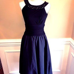 💥 HOST PICK!💥 Elizabeth Howard Jewel Neck …